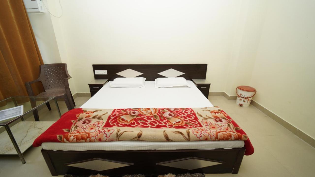 Hotel Orange Classic ริชิเคช ภายนอก รูปภาพ